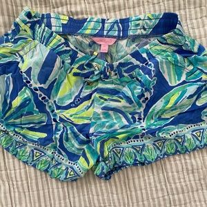 Lilly Pulitzer shorts. GUC